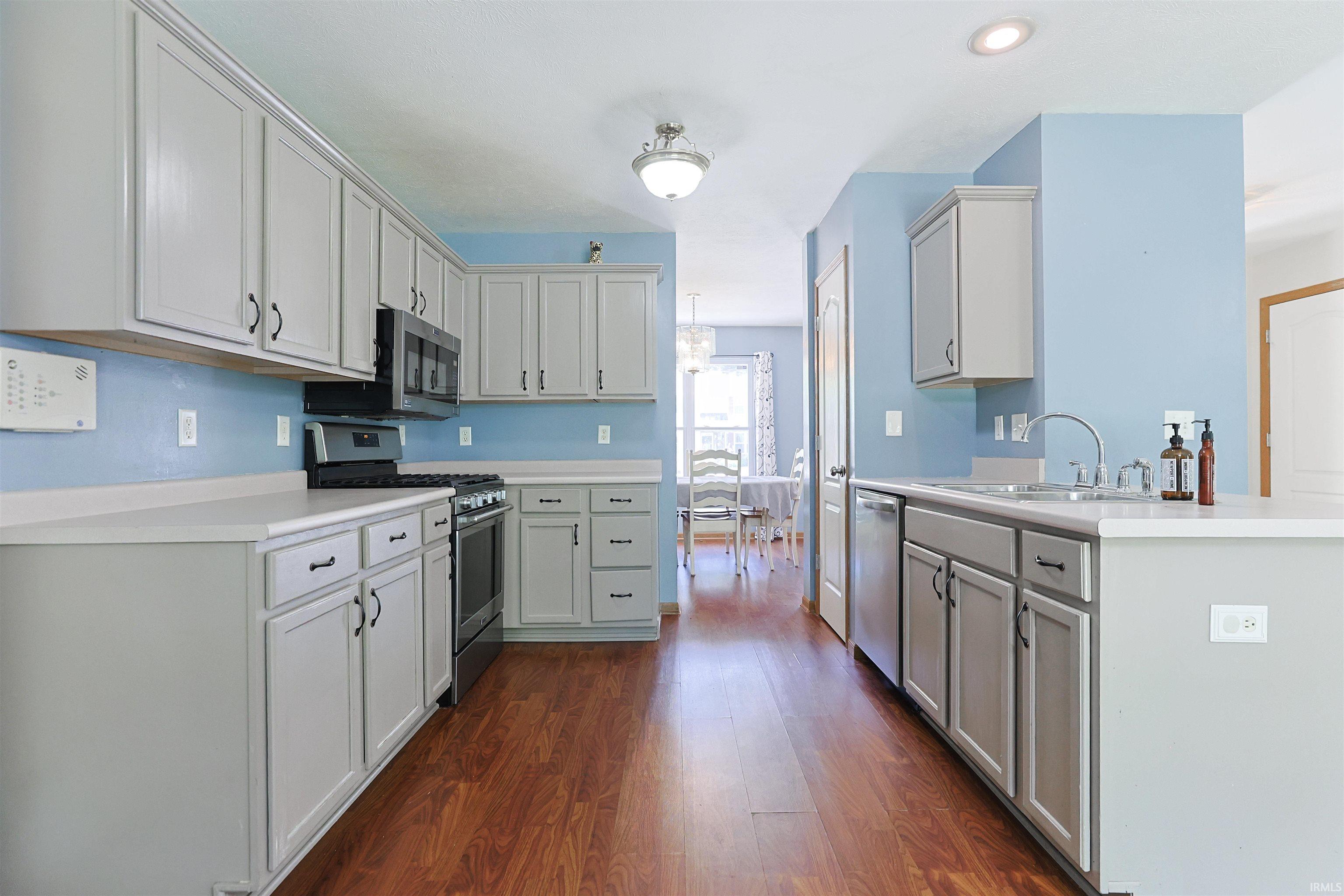 10035 Ashwood Forest Drive Osceola IN 46561