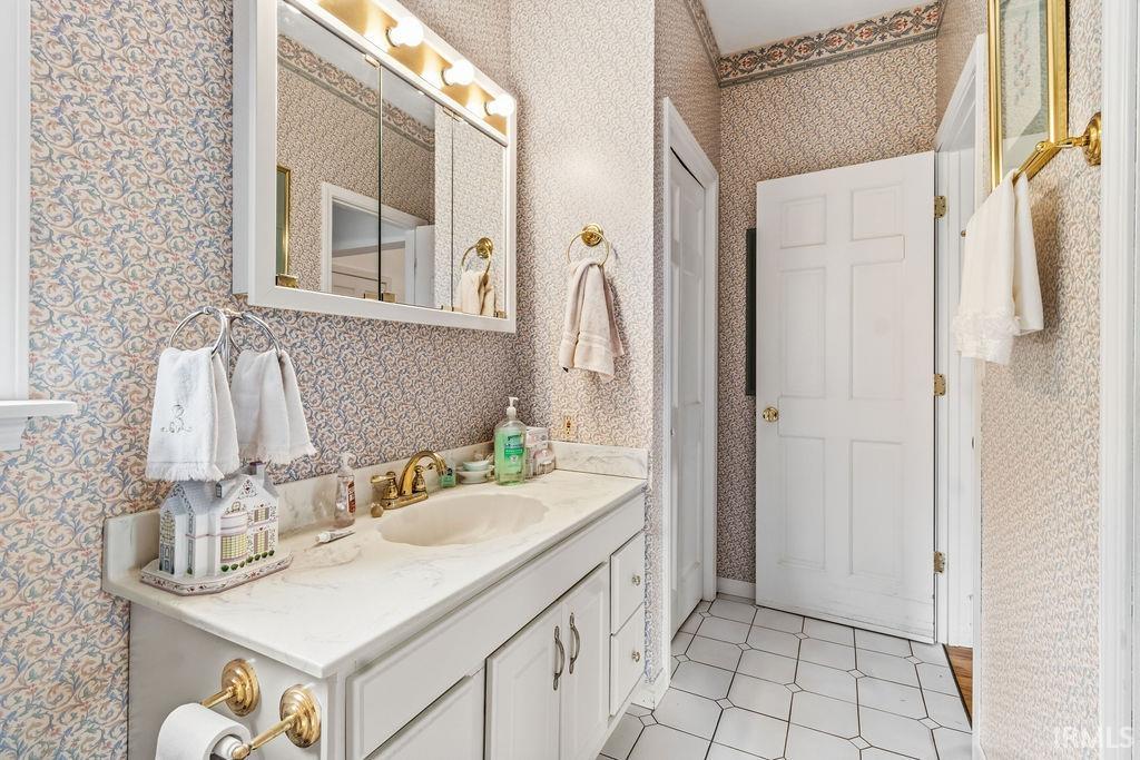 209 E Hawkins Court Culver IN 46511