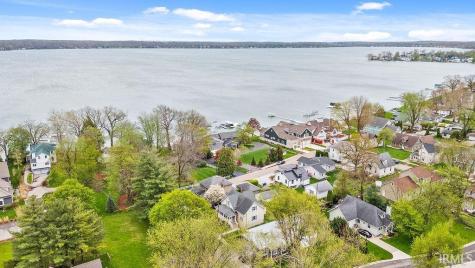 209 E Hawkins Court Culver IN 46511