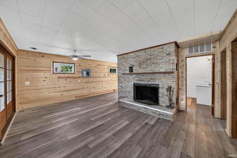 5484 W. Sycamore Hill Lane Silver Lake IN 46982