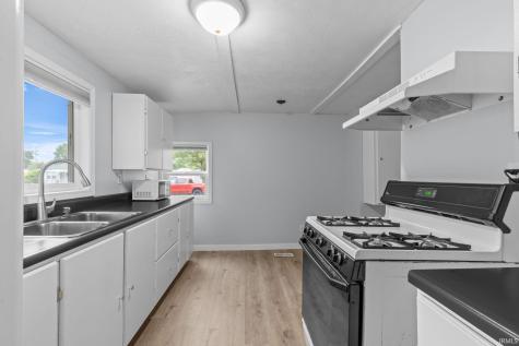 950 E Clark Street Warsaw IN 46580