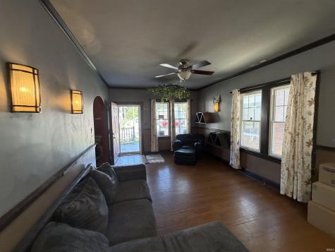 704 S Harlan Avenue Evansville IN 47714
