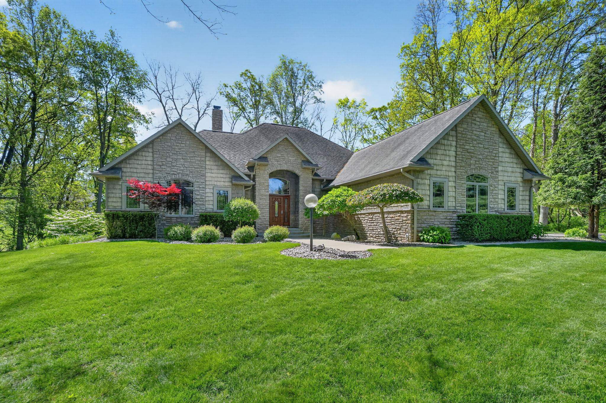 17605 County Road 112 Bristol IN 46507
