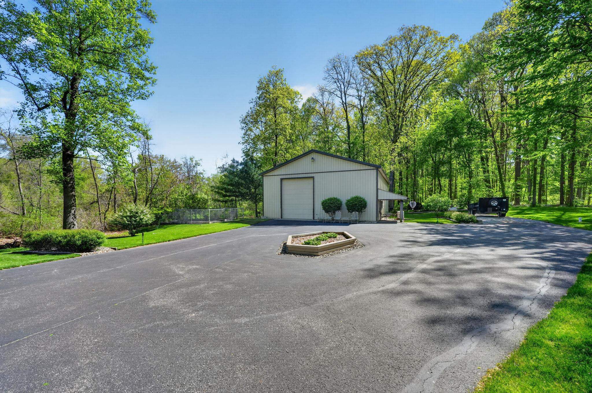 17605 County Road 112 Bristol IN 46507