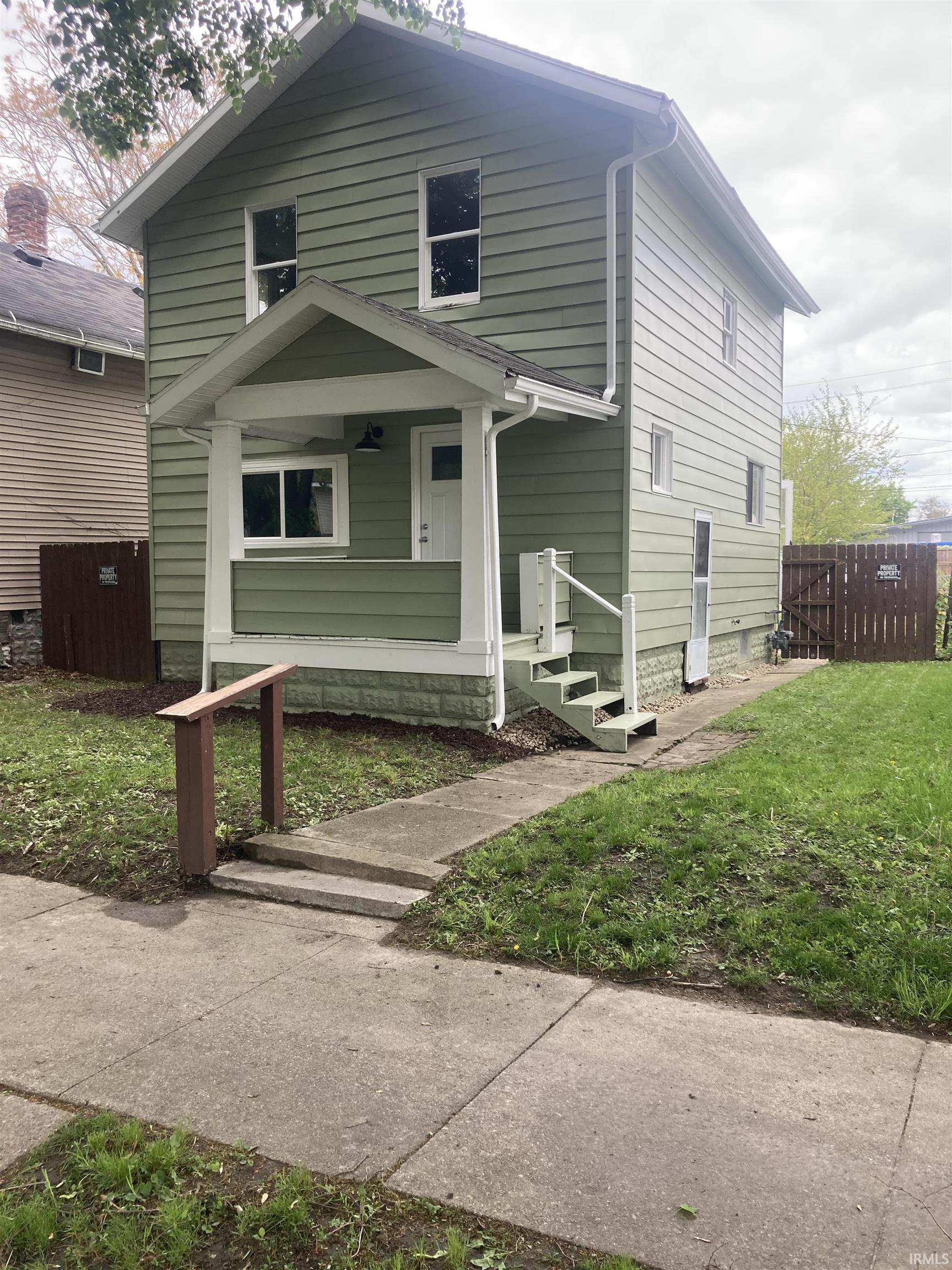 1216 Elm Street Fort Wayne IN 46808