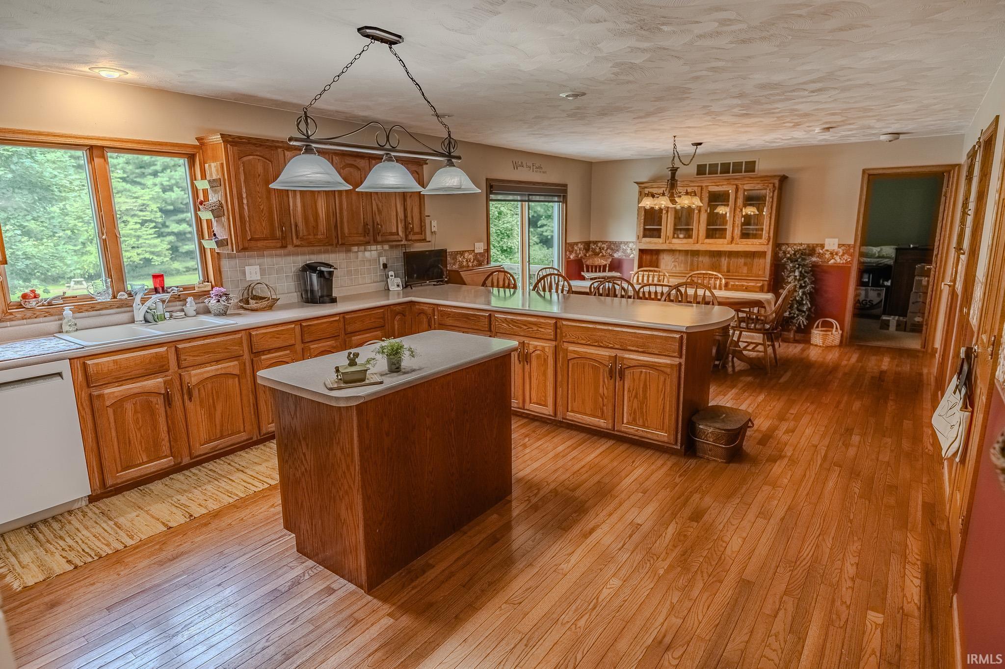 4668 N 450 East Rochester IN 46975