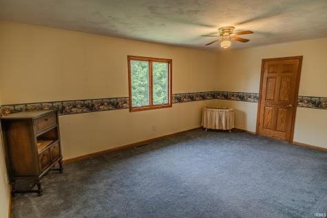 4668 N 450 East Rochester IN 46975