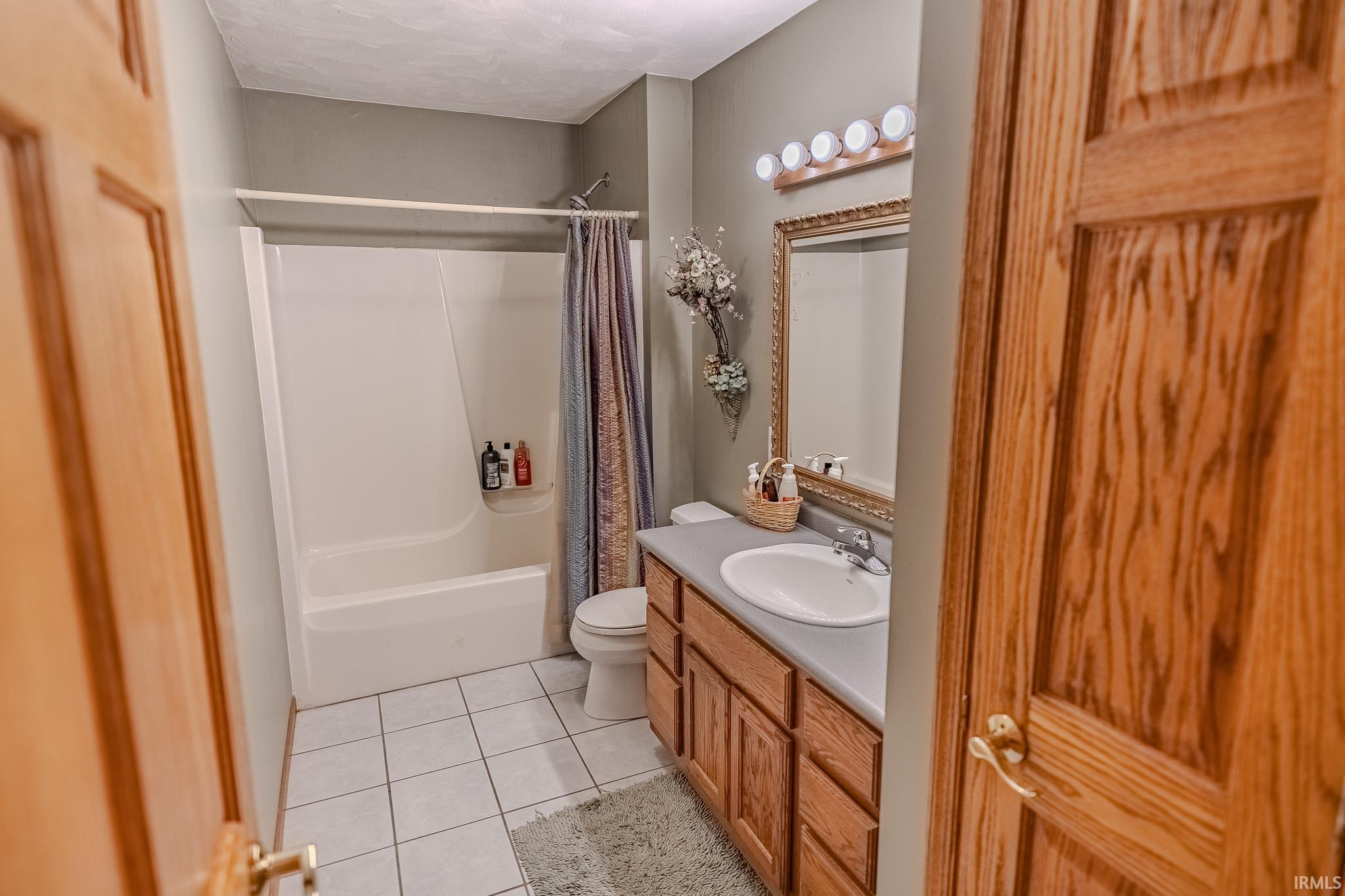 4668 N 450 East Rochester IN 46975