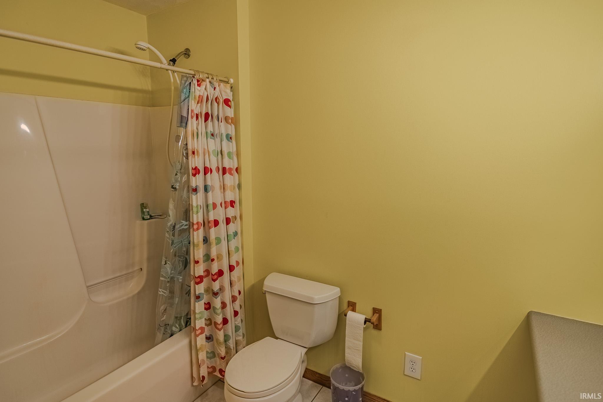 4668 N 450 East Rochester IN 46975