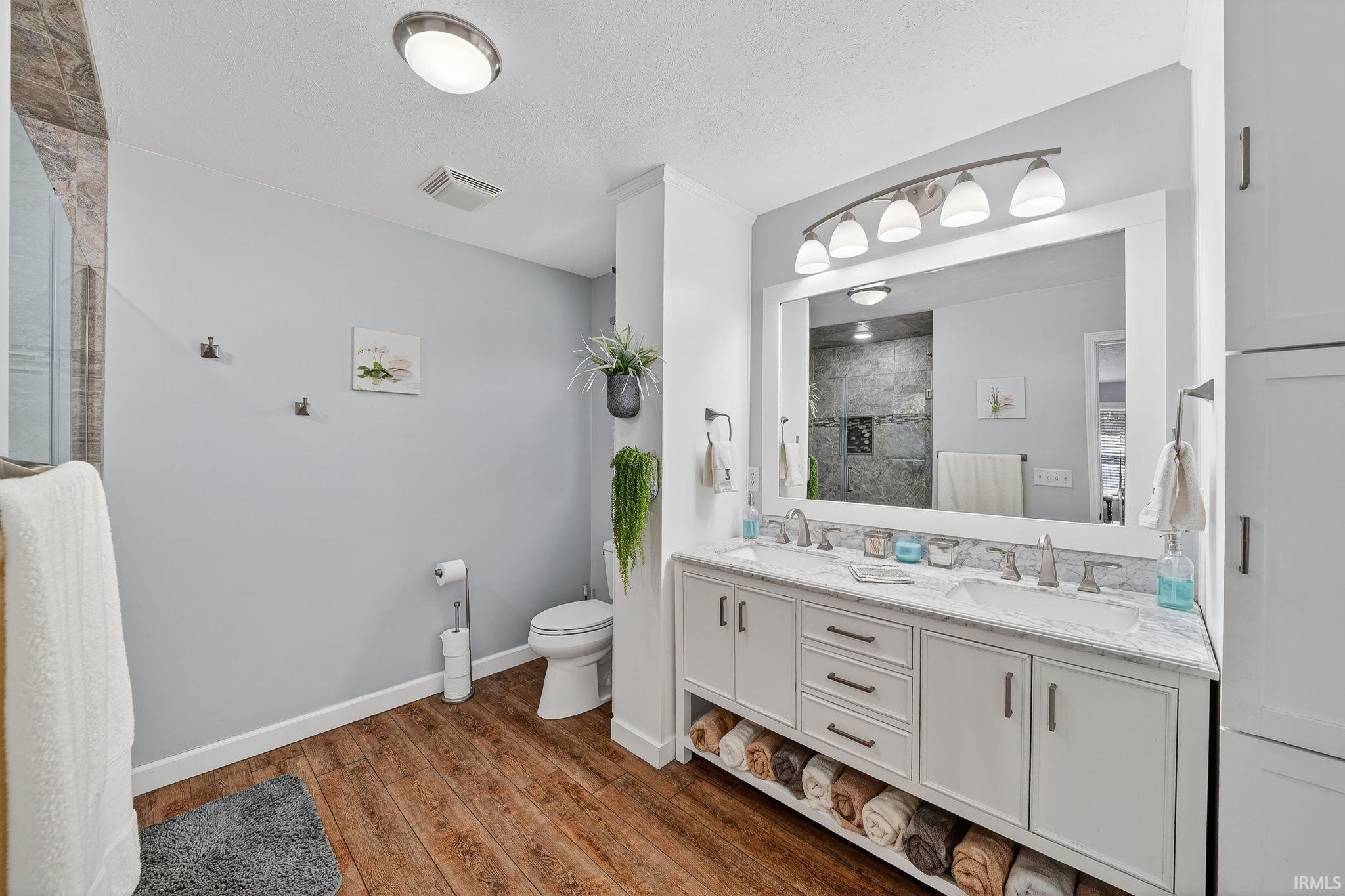 17925 Buckland Drive Granger IN 46530