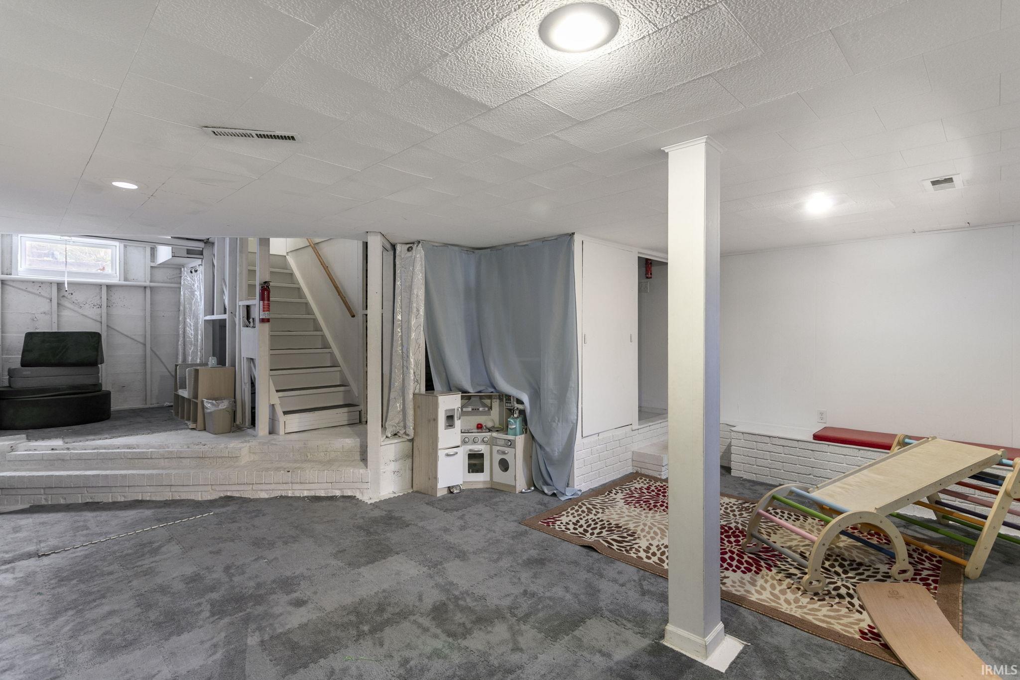 53025 Ridgewood Drive South Bend IN 46637