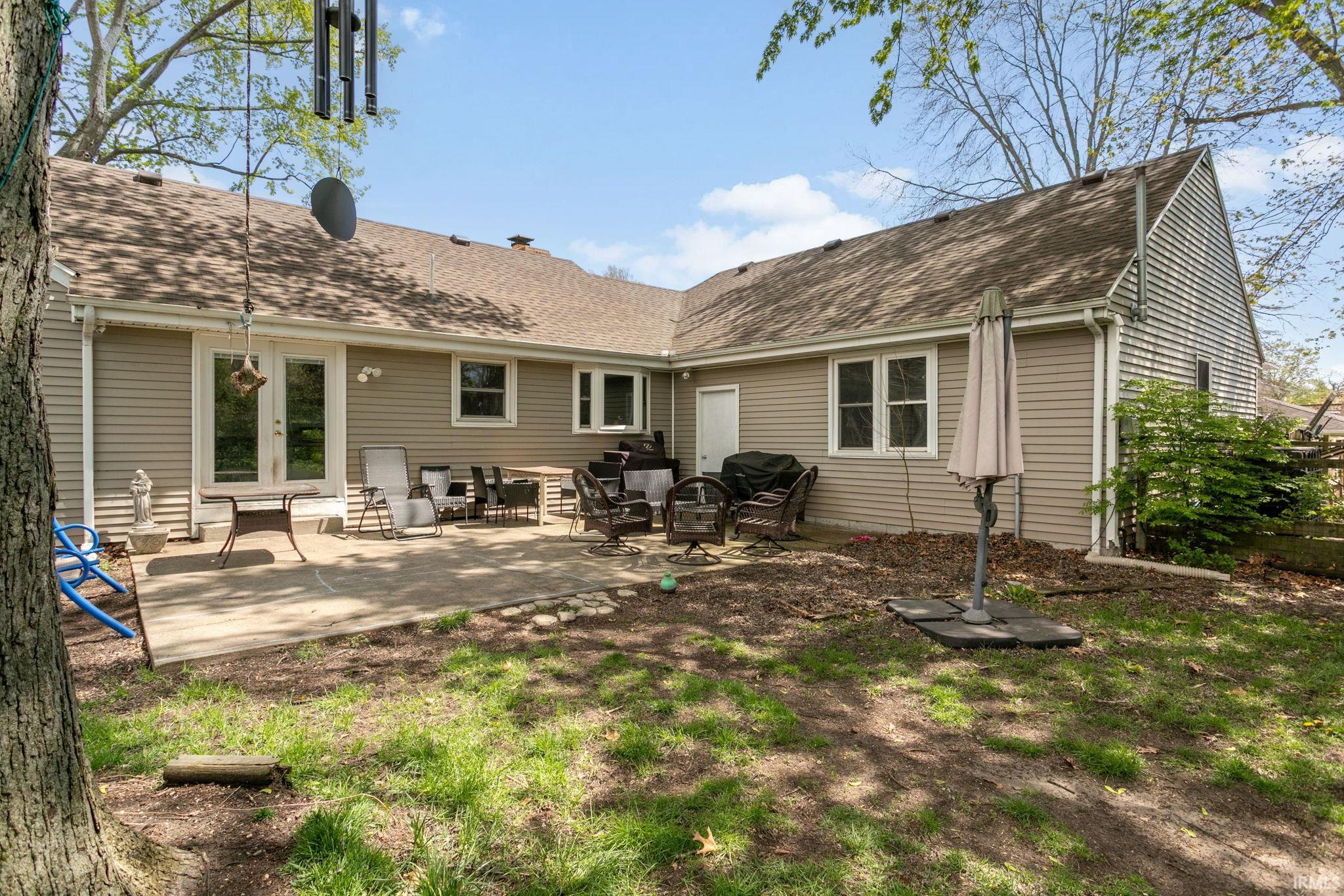 53025 Ridgewood Drive South Bend IN 46637