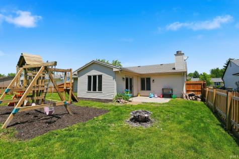 1002 Crowder Court Fort Wayne IN 46825