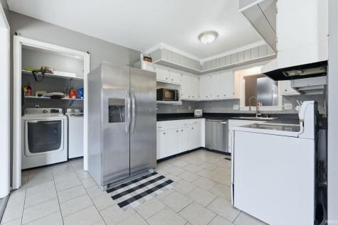 1002 Crowder Court Fort Wayne IN 46825