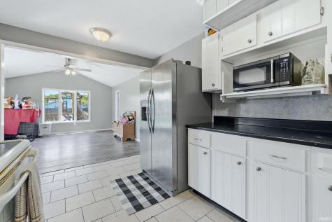 1002 Crowder Court Fort Wayne IN 46825