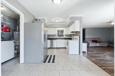 1002 Crowder Court Fort Wayne IN 46825