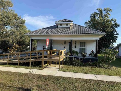 404 W Grissom Avenue Mitchell IN 47446