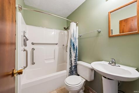 4950 Gene Lane Nashville IN 47448