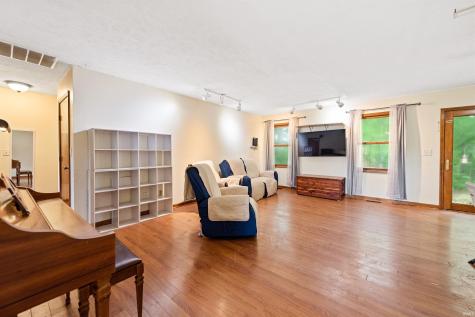 4950 Gene Lane Nashville IN 47448