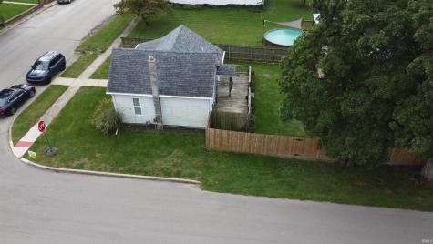111 N Yale Street Mentone IN 46539