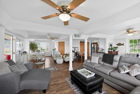 6019 S State Road 10 Knox IN 46534