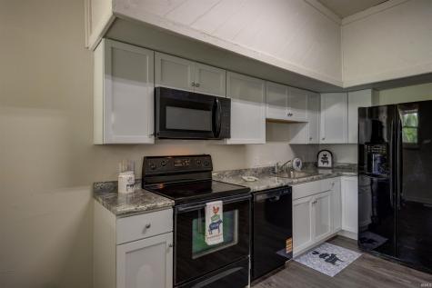 1210 N Third Avenue Evansville IN 47710