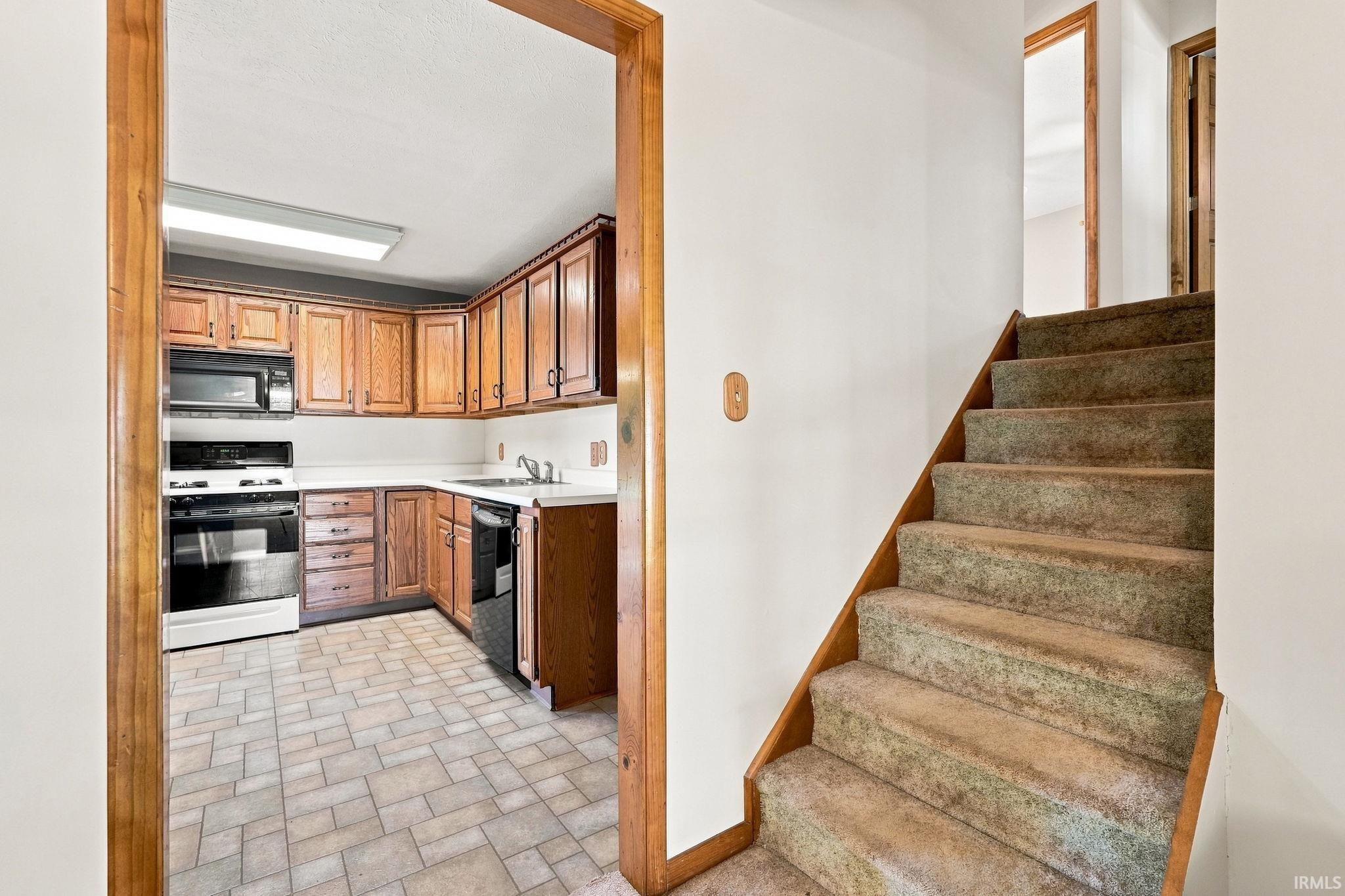 270 N 175 E. Warsaw IN 46580