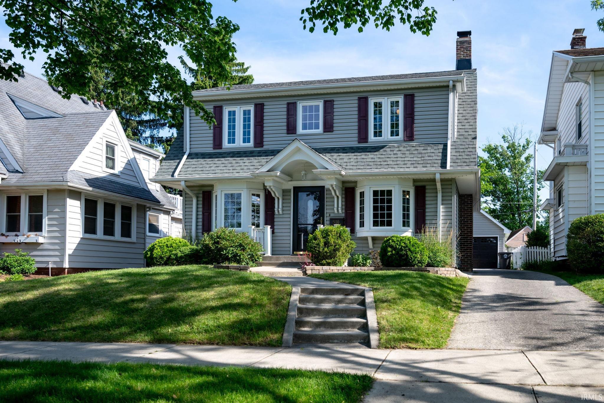 910 Pasadena Drive Fort Wayne IN 46807