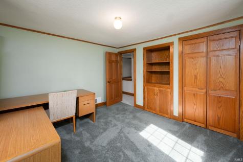 910 Pasadena Drive Fort Wayne IN 46807