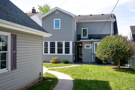 910 Pasadena Drive Fort Wayne IN 46807