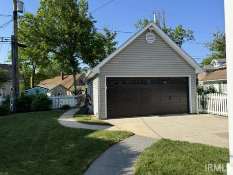 910 Pasadena Drive Fort Wayne IN 46807