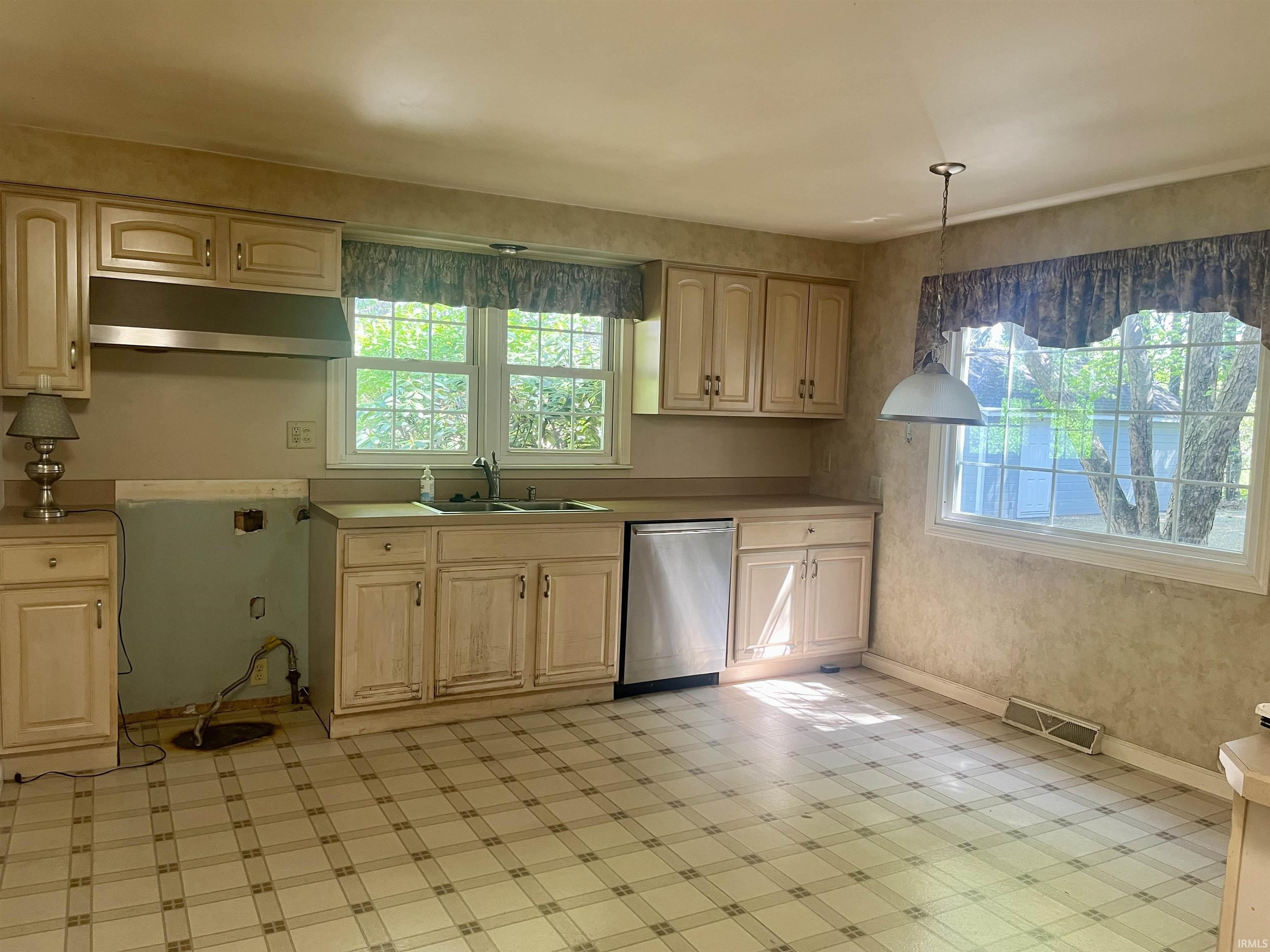63461 Crumstown Highway North Liberty IN 46554