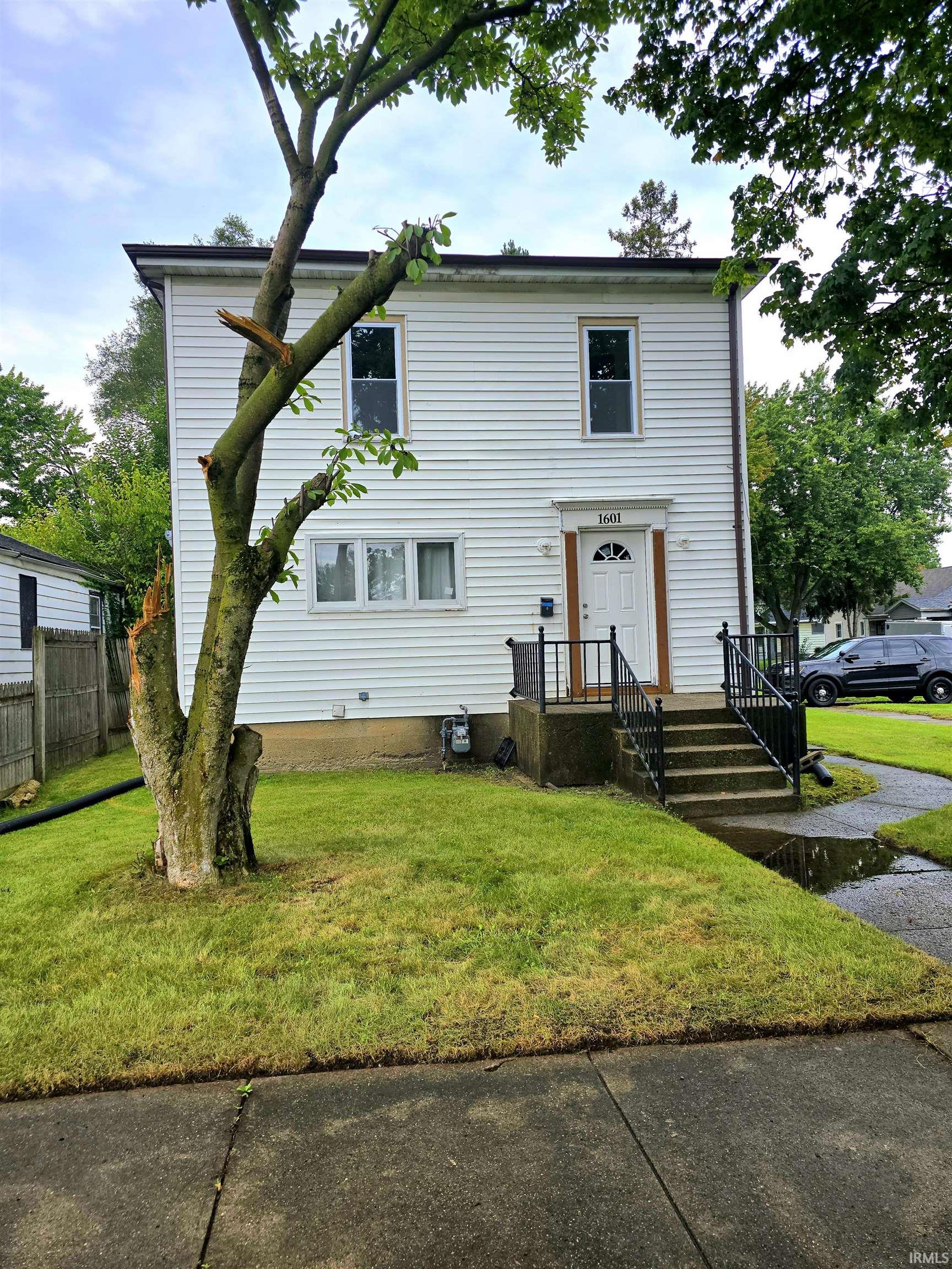 1601 Magnolia Street South Bend IN 46613