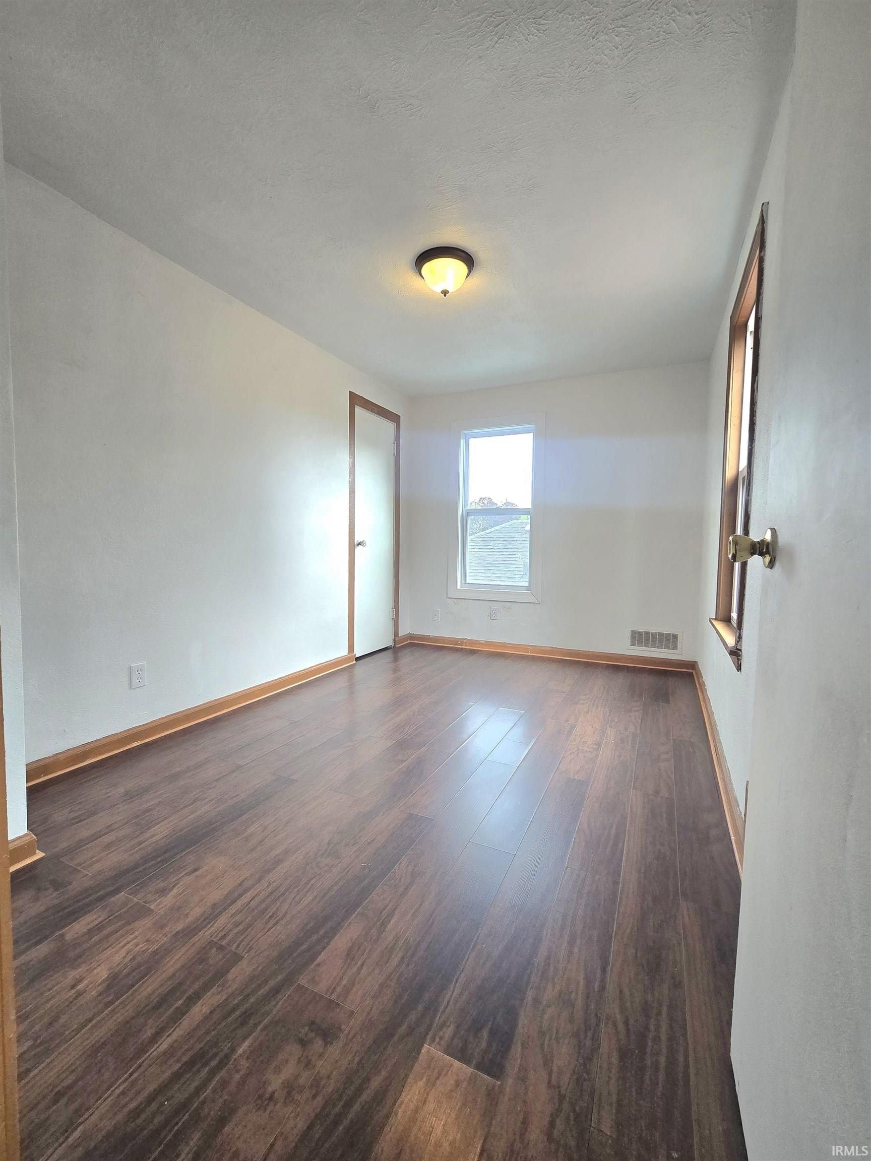 1601 Magnolia Street South Bend IN 46613
