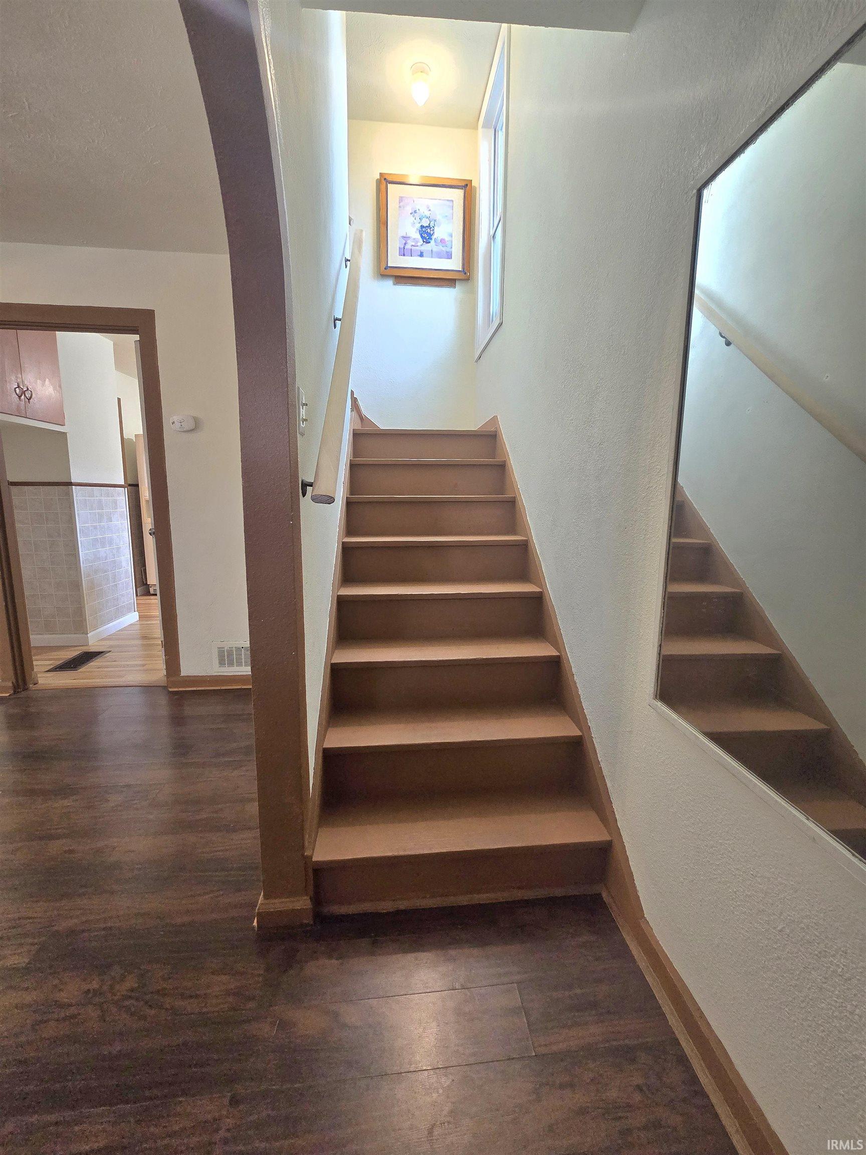 1601 Magnolia Street South Bend IN 46613