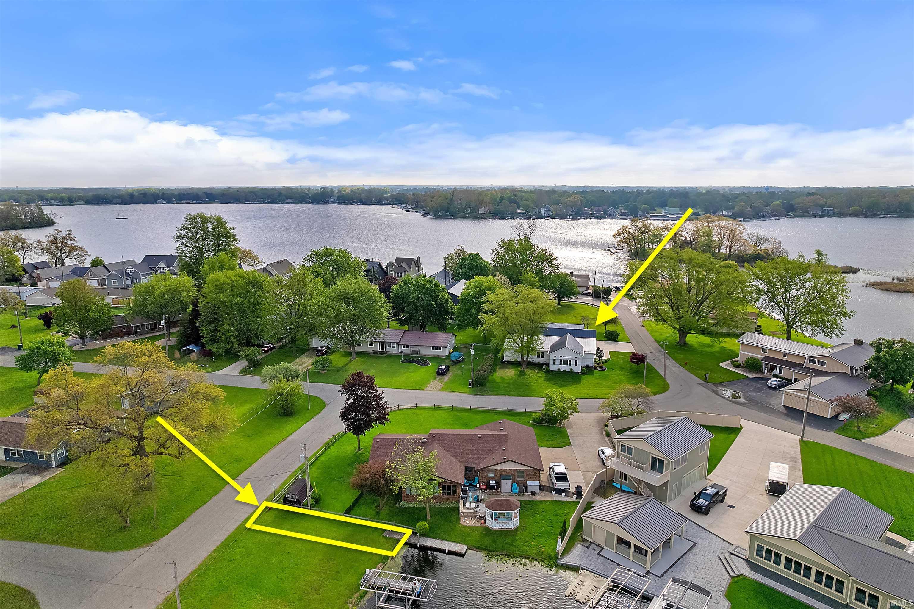 2607 Wolfs Point Drive Rochester IN 46975