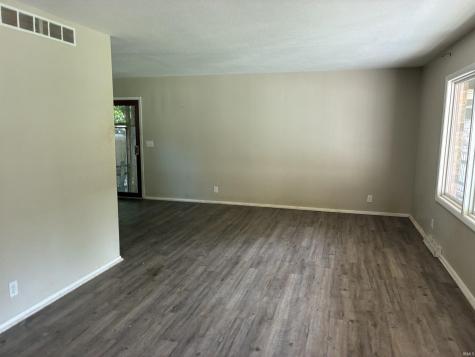 748 W 9th Street Rochester IN 46975