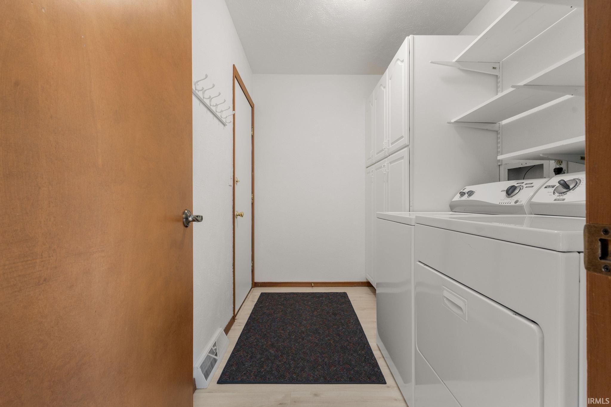 57302 Peggy Drive South Bend IN 46619
