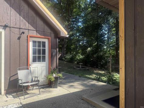 1349 Bellgrade Avenue Loogootee IN 47553
