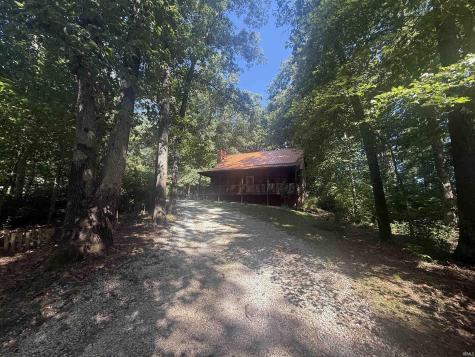 1349 Bellgrade Avenue Loogootee IN 47553