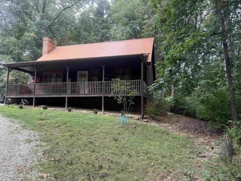 1349 Bellgrade Avenue Loogootee IN 47553