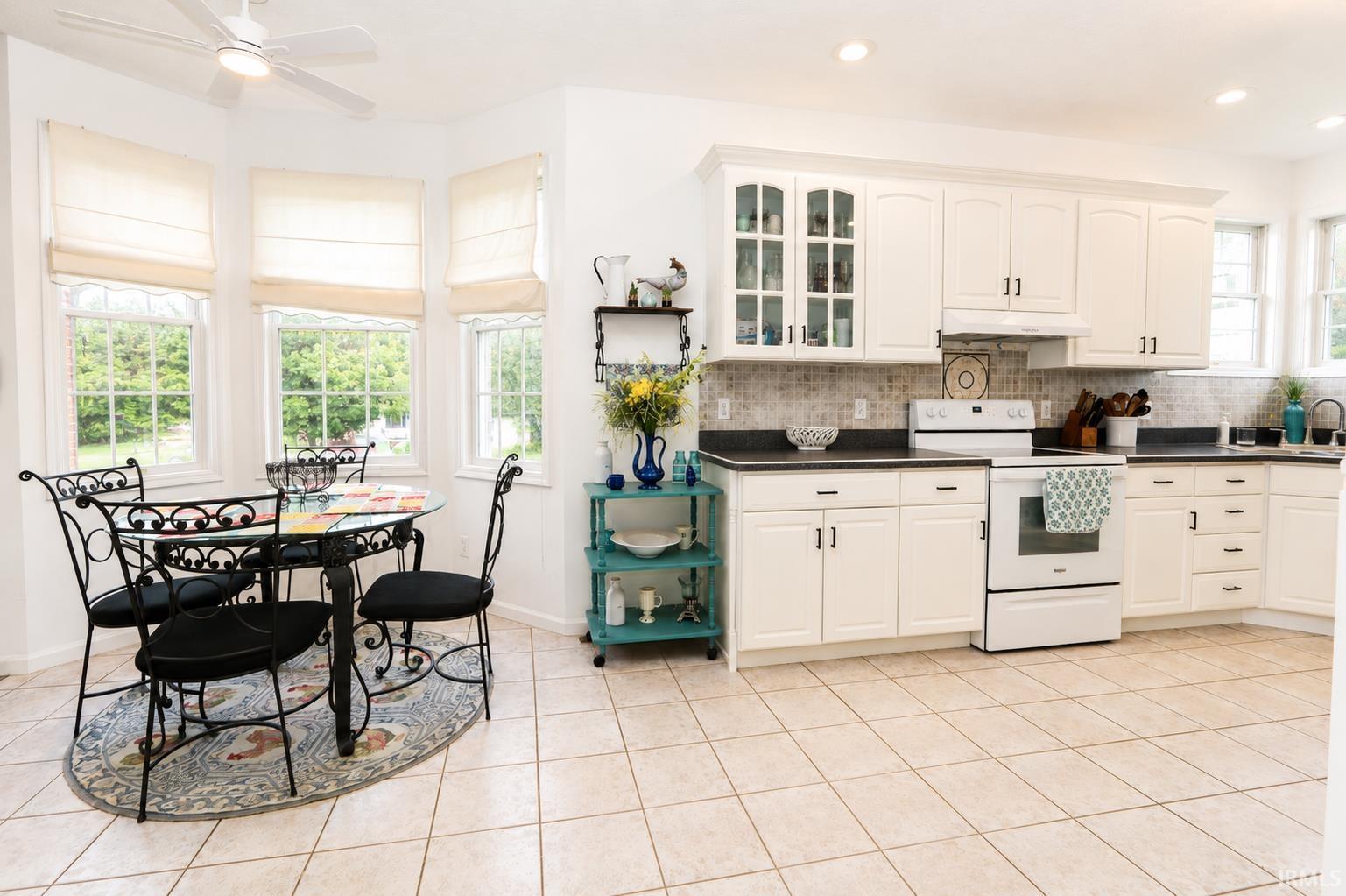51529 Primrose Road South Bend IN 46628