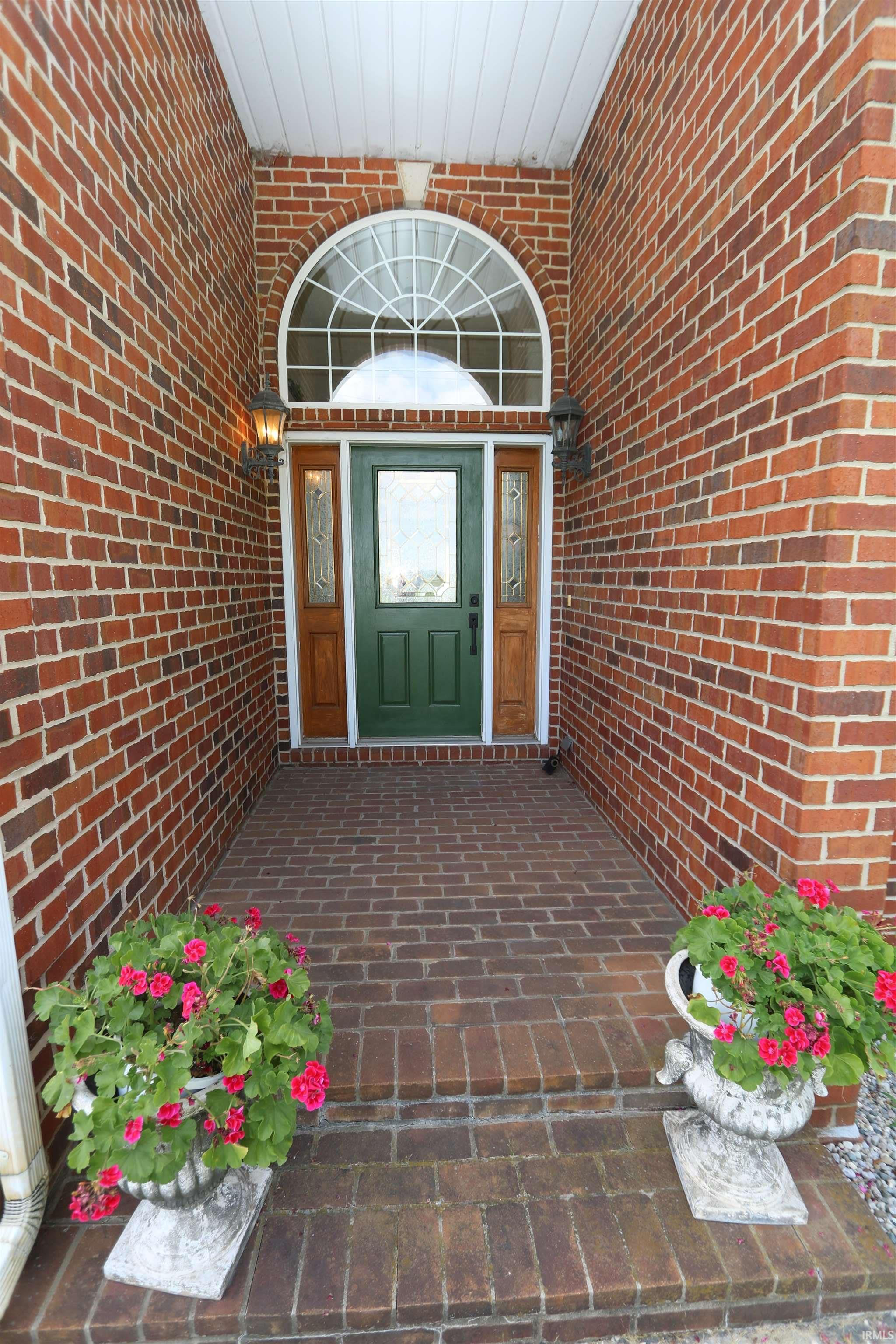 51529 Primrose Road South Bend IN 46628