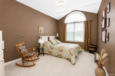 51529 Primrose Road South Bend IN 46628