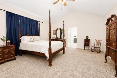 51529 Primrose Road South Bend IN 46628