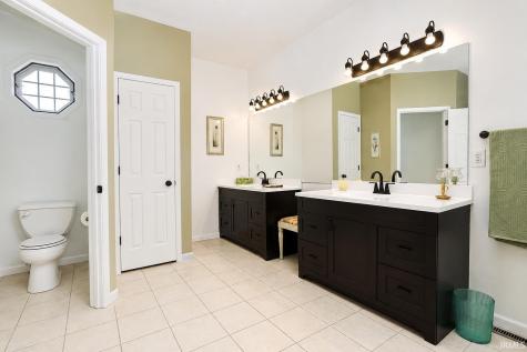 51529 Primrose Road South Bend IN 46628
