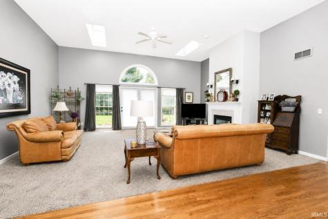 51529 Primrose Road South Bend IN 46628