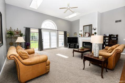 51529 Primrose Road South Bend IN 46628