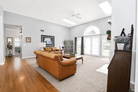 51529 Primrose Road South Bend IN 46628