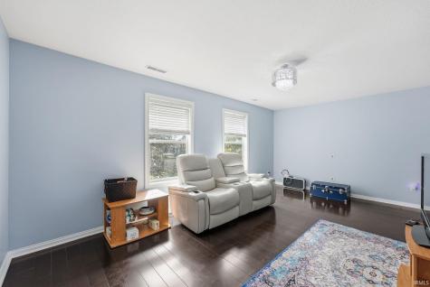 1209 Obsidian Lane Fort Wayne IN 46845